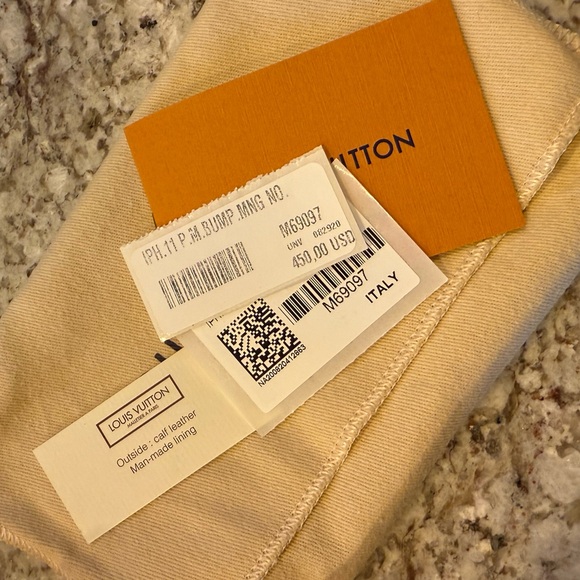 Louis Vuitton phone case iPhone 11 Pro. Purchased new in Las Vegas, 9/2020 - Picture 3 of 5